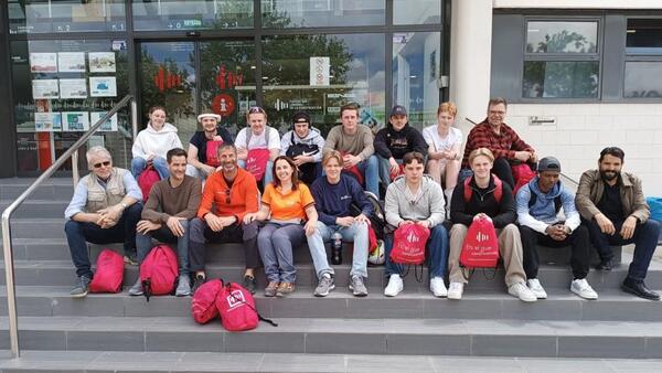 Un grup d'alumnes noruecs s'han format a les instal·lacions de FLC