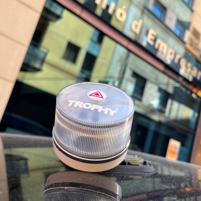 Informació sobre les balises V-16 i els triangles