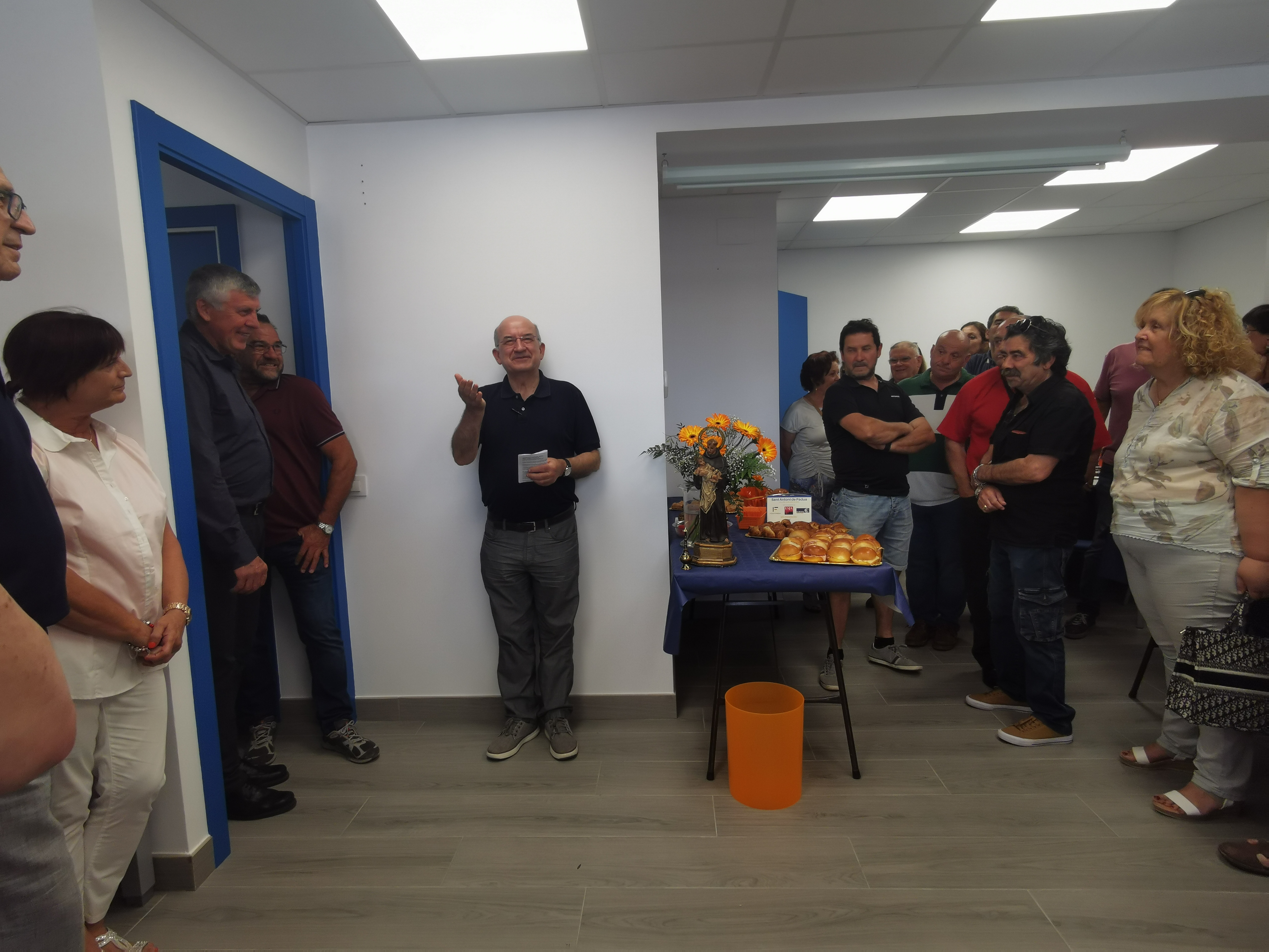 Celebrem St Antoni de Pàdua i la inauguració de la reforma de l'oficina d'Olot