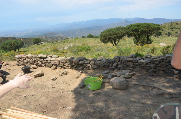 Sí, encara fem murs de pedra seca